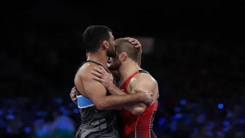 حریف یزدانی: این قهرمانی برایم شیرین نیست