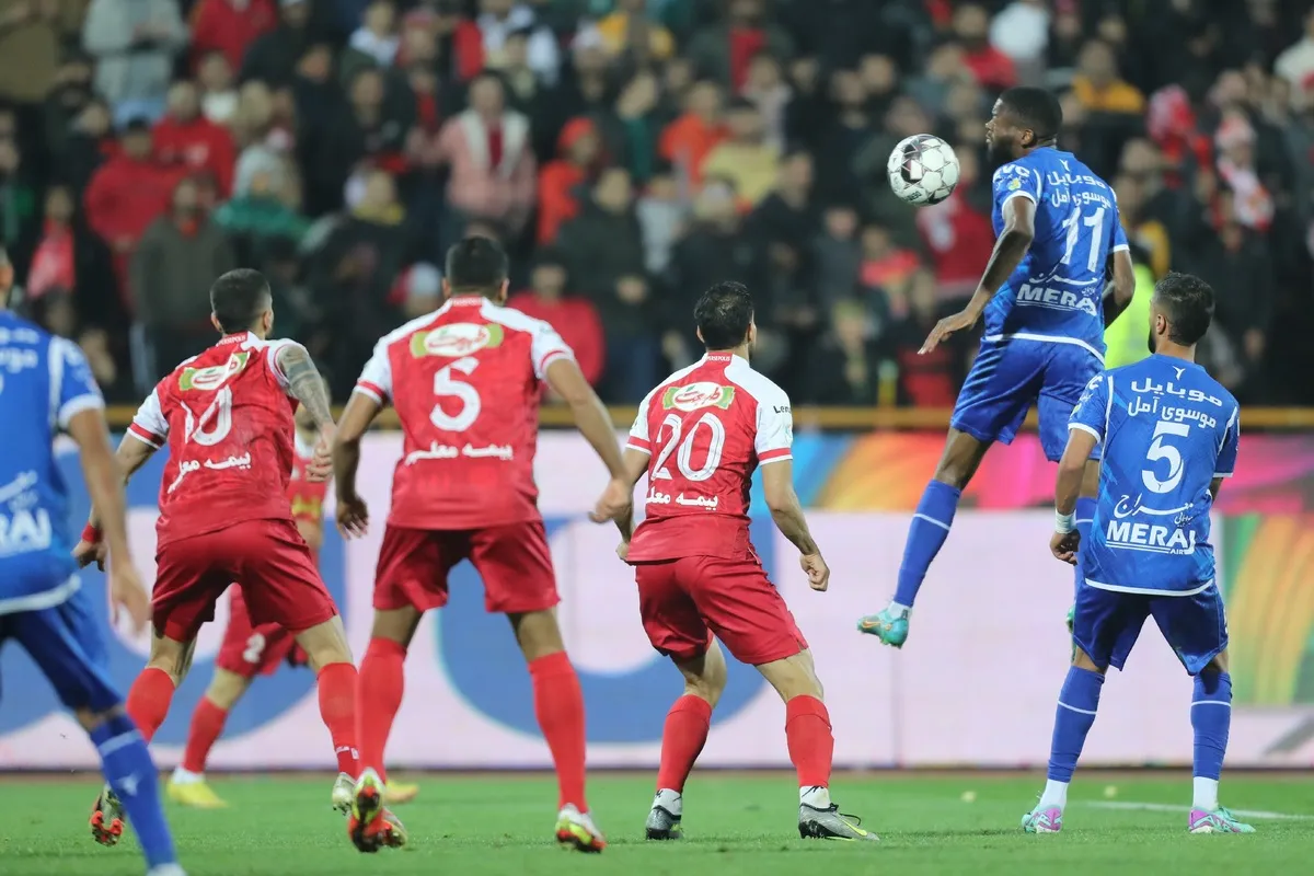 تغییر زمان بازی استقلال و پرسپولیس