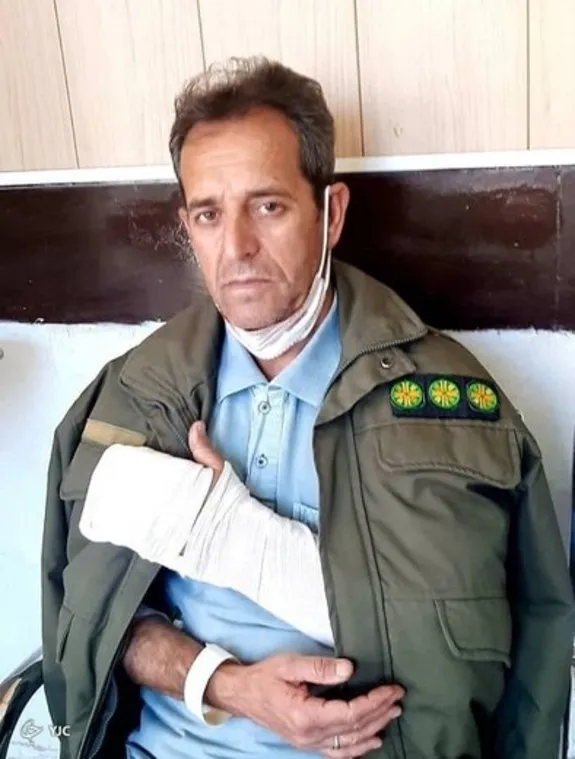بریدن انگشتان و گردن یک محیط‌بان توسط شکارچیان