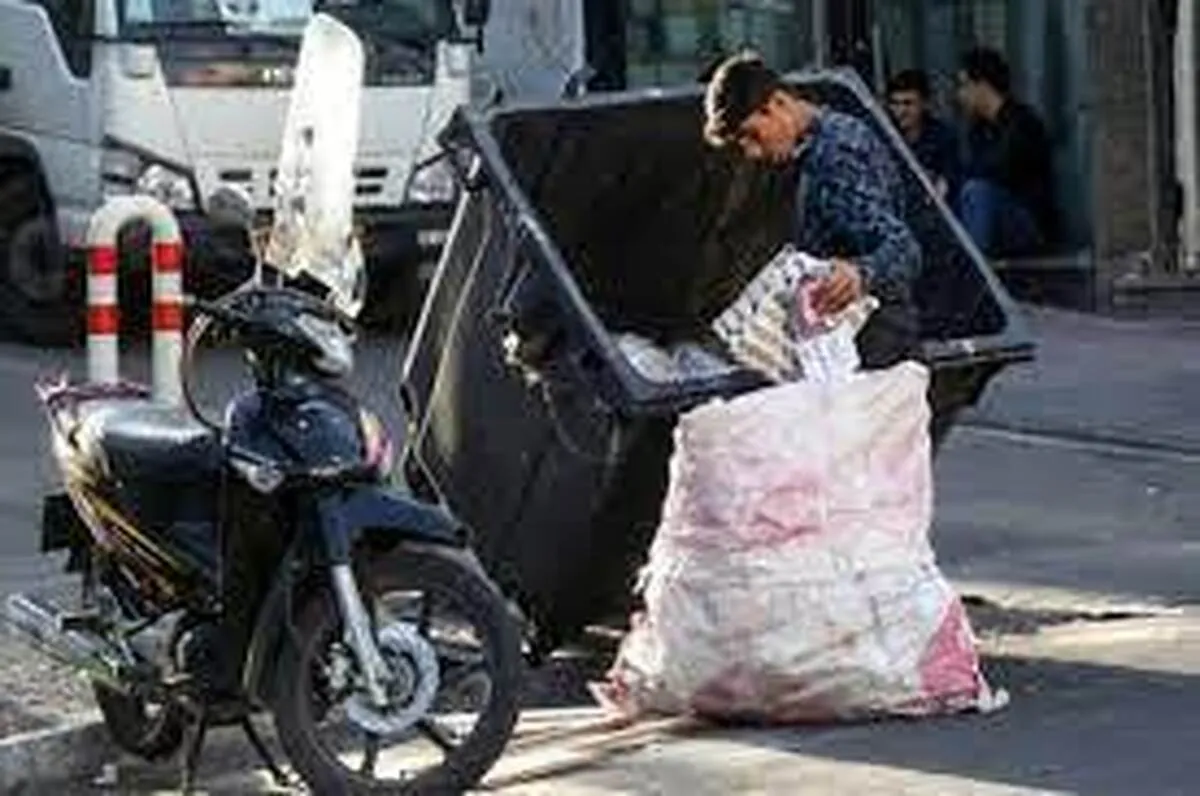 کشف ۹۰ خاور زباله از منزل یک میلیاردر