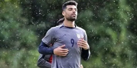 طارمی: مچ‌بند مشکی‌ام برای اربعین بود، نه مهسا!