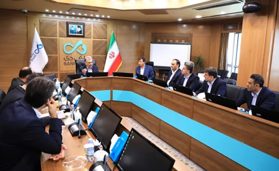 مدیرعامل بانک دی: روند حرکت مثبت بانک نباید متوقف شود