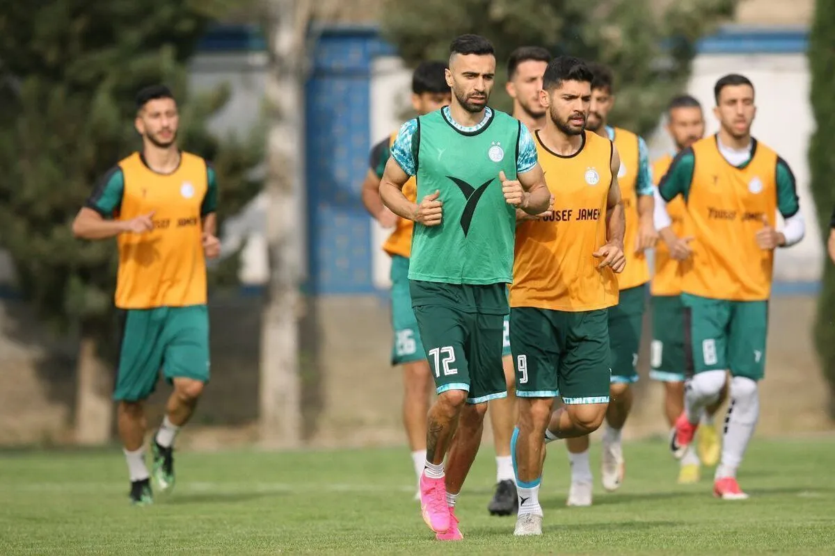 خداحافظی دو ستاره استقلال با جواد نکونام