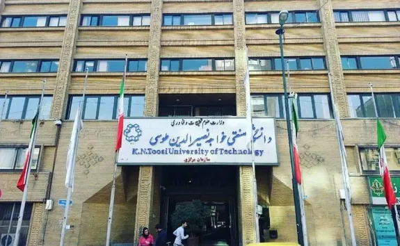 ممنوع‌الورودی دانشجویان معترض دانشگاه خواجه نصیر