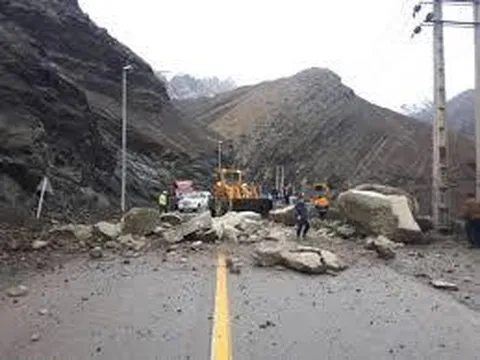 جاده چالوس کماکان مسدود است