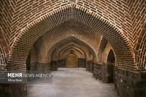 بناهای تاریخی منطقه ارسباران را ببینید