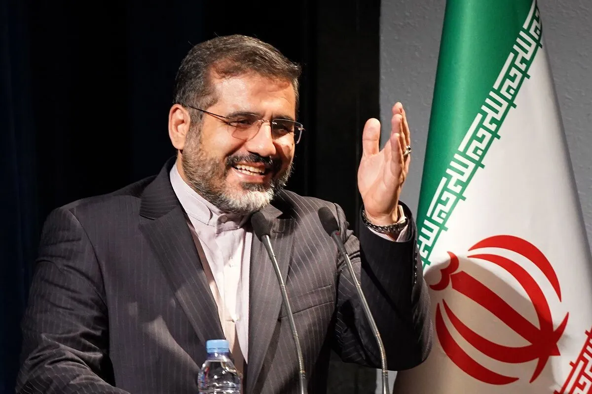 وزیر ارشاد: در سامانه مجازی نمایشگاه با تخفیف کتاب بخرید