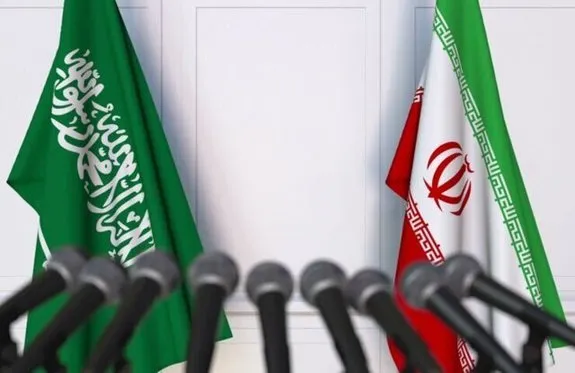 نشست علنی وزرای خارجه ایران و عربستان در بغداد با درخواست محمد بن سلمان