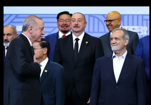 استوارنامه سفیر ایران به پادشاه انگلیس تقدیم شد