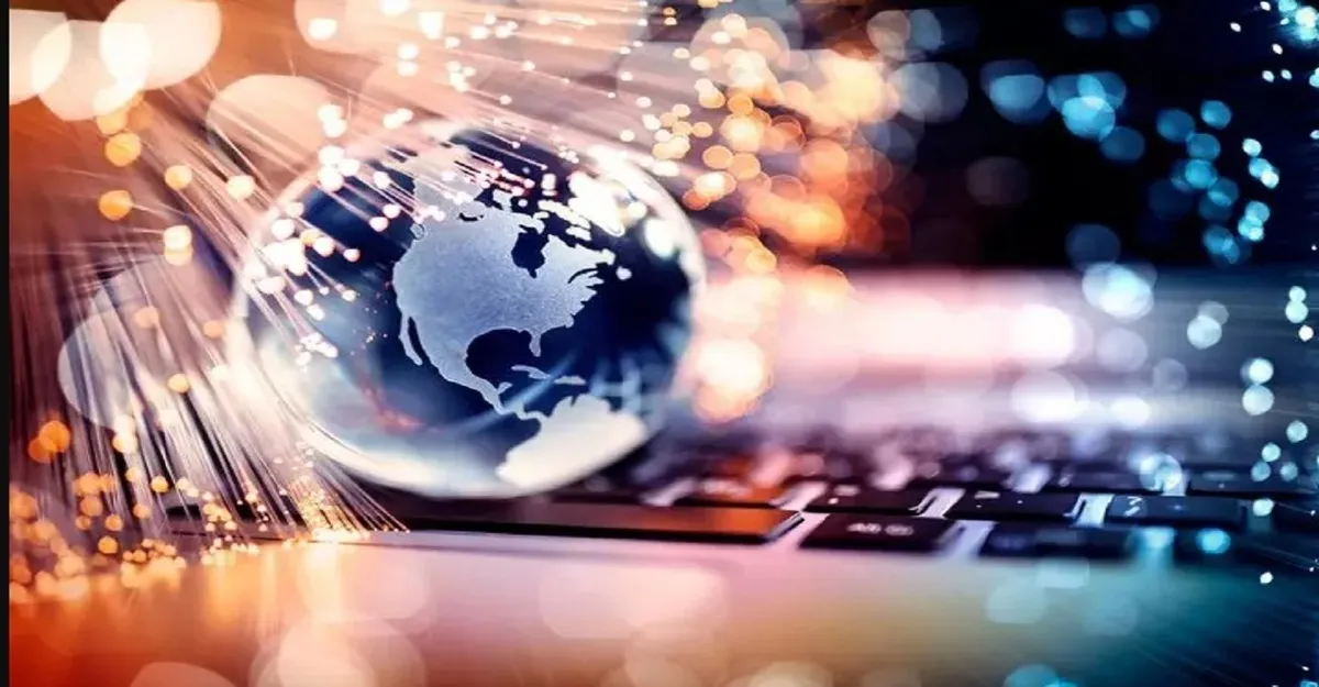 دور دنیا با اینترنت فیبرنوری