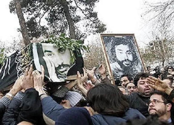۱۵ سال از مرگ مرموز خواننده معروف گذشت