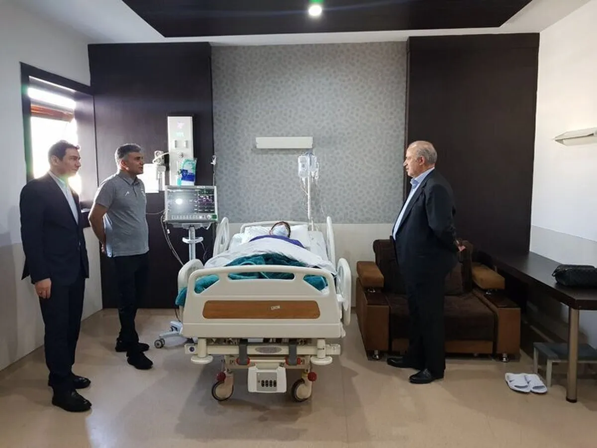 وضع قلعه‌نویی روی تخت بیمارستان بعداز جراحی