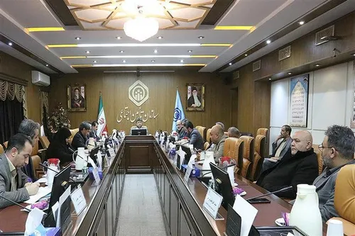 رشد تولید و مهار تورم با مردمی کردن اقتصاد ممکن می&zwnj;شود