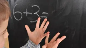 ویدیو‌هایی برای اثبات فقر ریاضی در مسئولین