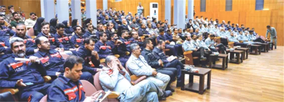 تأکید بر آگاهی پیمانکاران در دست‌یابی به اهداف HSE فولاد مبارکه