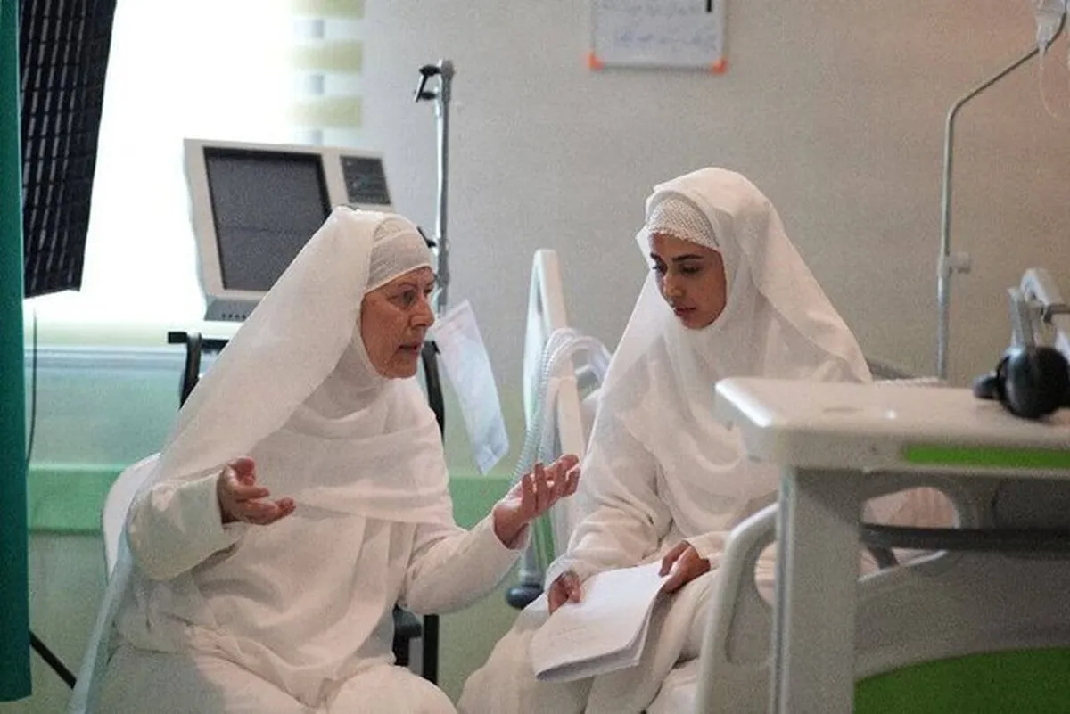رستگاری ده نمکی کدام قشر جامعه را هدف قرار داده است؟