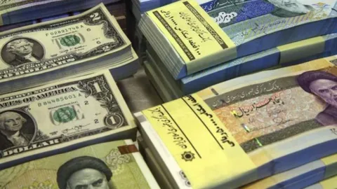 دلار‌هایی که ارزان فروخته می‌شوند، اما شرط دارند