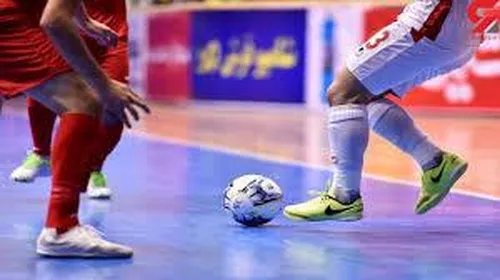 همسری که در عروسی مجبور به پوشیدن لباس پرسپولیس شد!