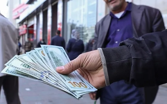 روایت عجیب از علت افزایش قیمت دلار