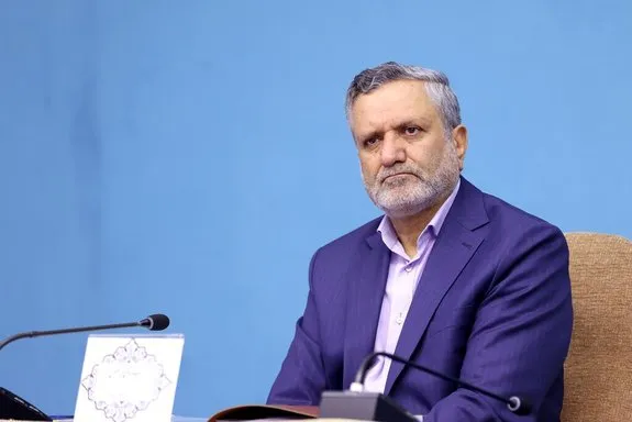 خبر خوش وزیر کار برای بازنشستگان و رانندگان تاکسی