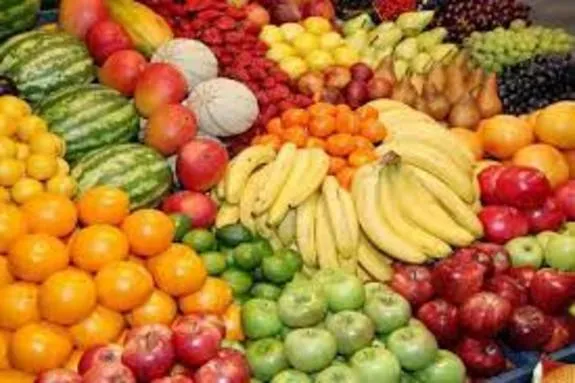 قیمت انواع میوه‌ در بازار؛ از سیب فوجی و انبه پاکستان تا فیسالیس و کیوی سرخ