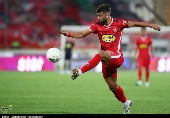۳ تیم لیگ برتری به بازیکن پرسپولیس پیشنهاد دادند