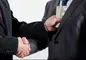 اختلاس احساس مالباختگی را به مردم می‌دهدو شامل جرم تشویش اذهان عمومی است