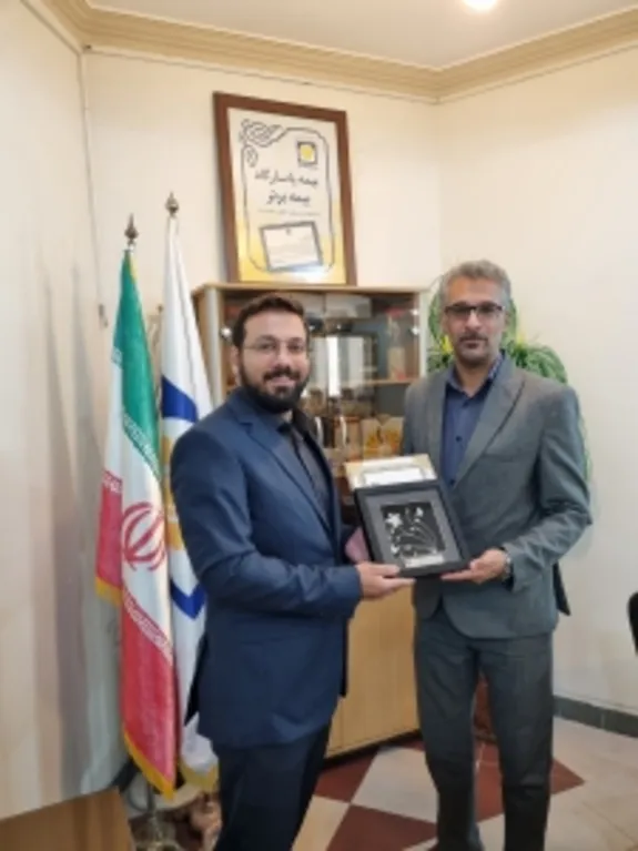 برگزاری همایش تقدیر از نمایندگان استان یزد بیمه پاسارگاد