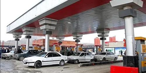 اختلال در سامانه کارت سوخت، عرضه بنزین فعلاً با نرخ آزاد