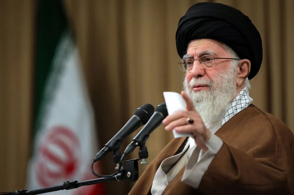 امام خامنه‌ای: آمریکایی‌ها یاوه گویی نکنند