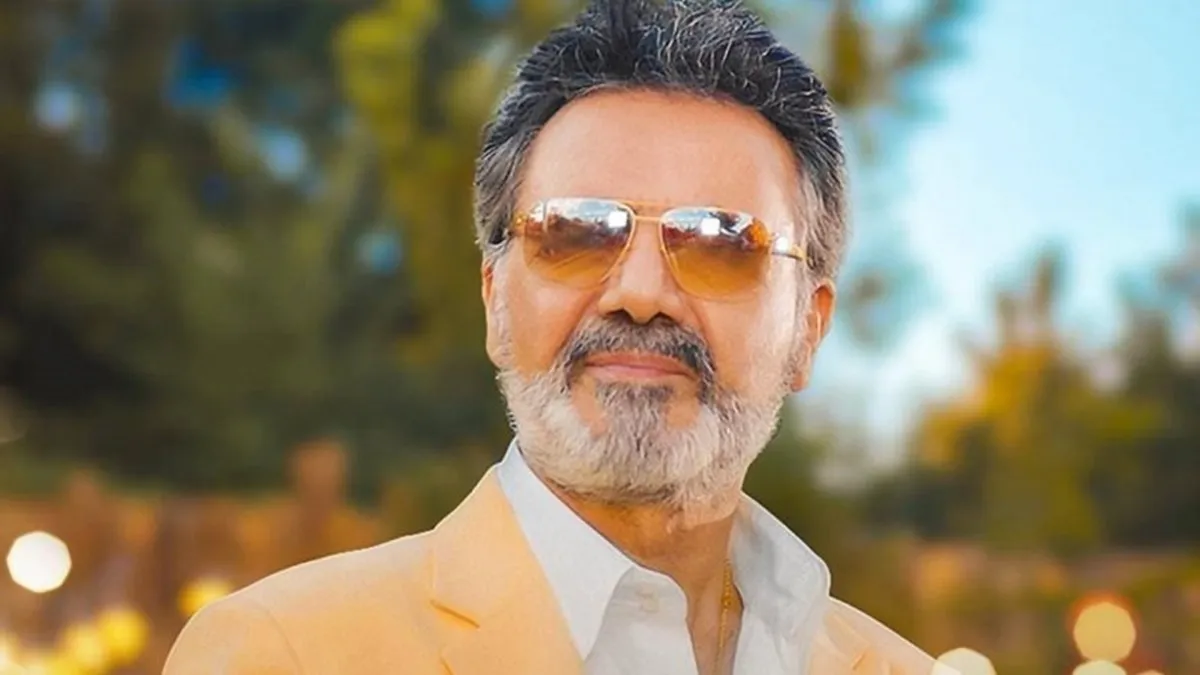 معین سکوتش را شکست