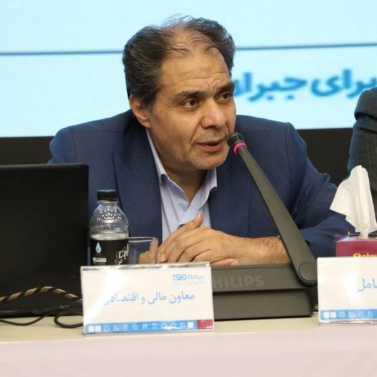 خرده فروشی برنامه‌ای بلند مدت برای کاهش سهم درمان در سبد پرتفوی شرکت