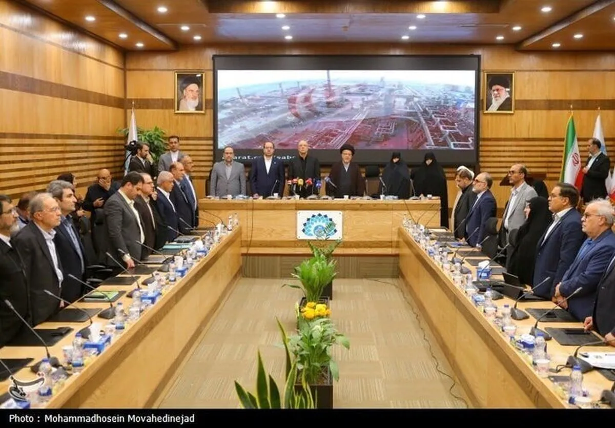 دختران شهید رئیسی در یک مراسم
