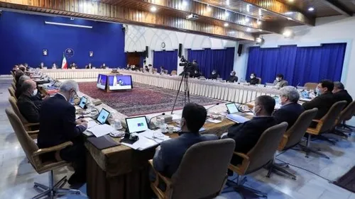 بازار در آستانه شب یلدا
