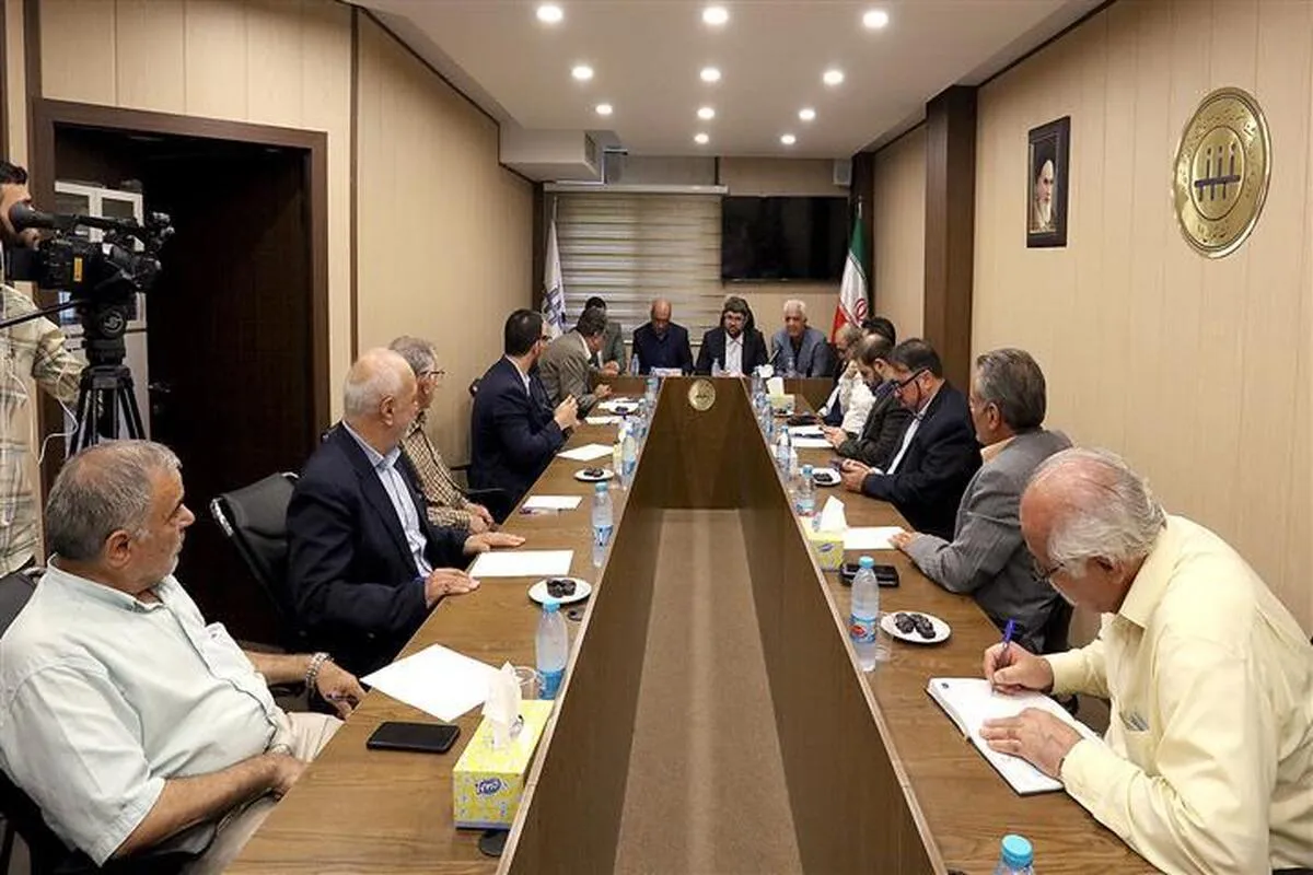 مدیرعامل سازمان تأمین‌اجتماعی با اعضای کانون بازنشستگان تأمین‌اجتماعی تهران دیدار کرد